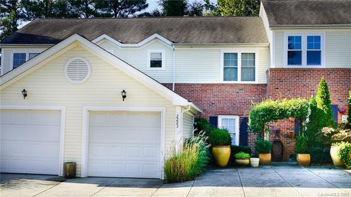 2223 Oak Hill Village Lane