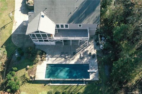 2049 Rocky Stream Road sold home in Liberty Hill, York, SC