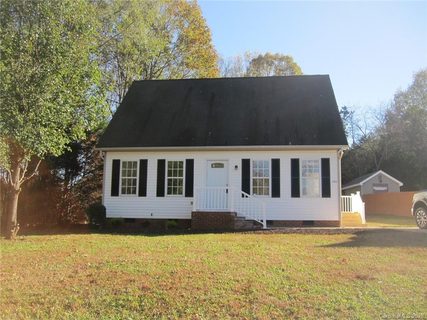3305 Eva Drive 2