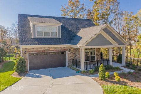 2115 Epworth Court 77 sold home in The Courtyards At Wesley Chapel, Wesley Chapel, NC