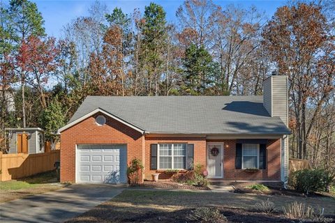 8328 Quarry Road sold home in Stoneridge, Charlotte, NC