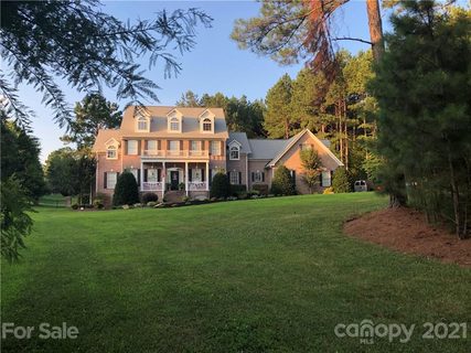 803 Land Grant Court sold home in Windswept Cove, York, SC