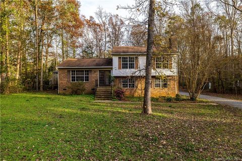 632 Ottawa Drive sold home in Twin Lakes, Rock Hill, SC