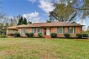 13612 Idlefield Lane sold home in Matthews, SC