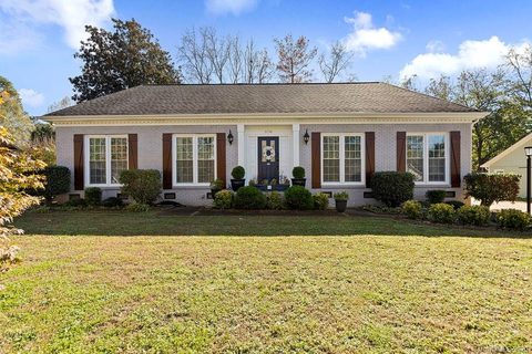 Previously sold for $305,000