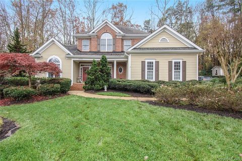 Previously sold for $444,100
