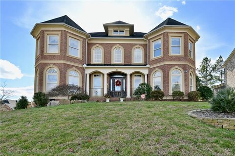 Previously sold for $670,000