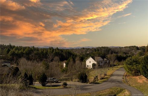 136 Ridge Brook Drive sold home in Ridge Brook Estates, Weaverville, NC