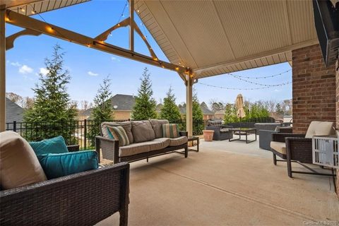Previously sold for $421,000