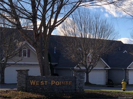 818 West Pointe Drive