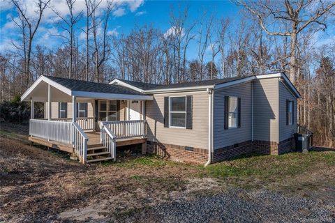 137 Silvermere Drive sold manufactured home in Featherstone, Statesville, NC