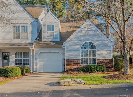 8835 Roseton Lane 1006