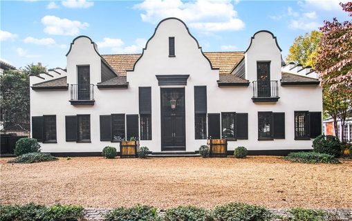 Previously sold for $2,367,500