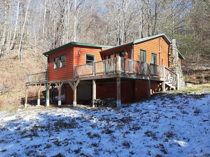 5829 Liner Creek Road sold home in Wonderwood Mountain, Clyde, NC