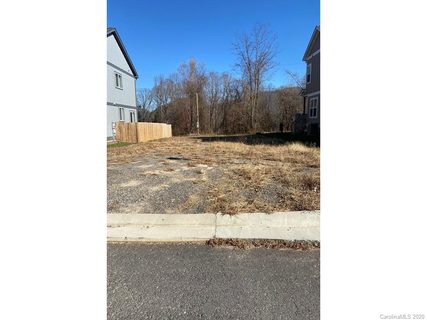 16 Alice Clement Lane 18