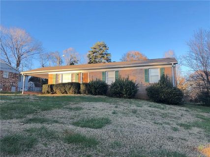 3036 Matthews Drive