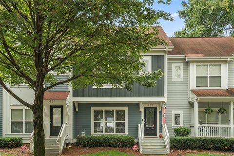 455 W Worthington Avenue
