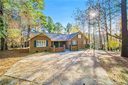 10115 Crestwood Drive sold home in Charlotte, SC