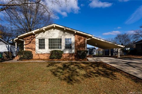 220 Eden Circle sold home in Eden Gardens, Pineville, NC