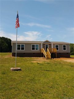 1577 Sandy Hill Road sold manufactured home in Mallard Lakes, York, SC