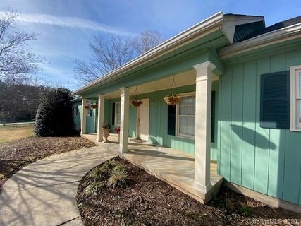 389 Briarwood Drive sold home in Forest Hills South, Rutherfordton, NC
