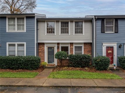 1115 Scaleybark Road sold townhome in Pines of Woodlawn, Charlotte, NC