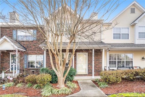12716 Tucker Crossing Lane