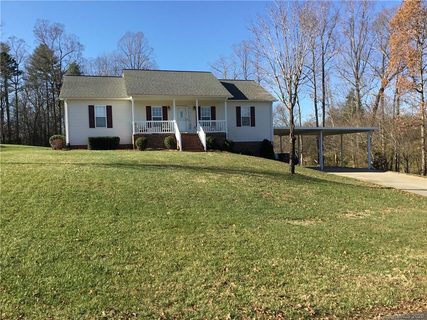 117 Kabe Drive sold home in Meadowcreek Estates, Hudson, NC