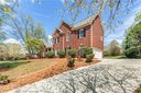 811 Kings Crossing Drive sold home in Concord, SC
