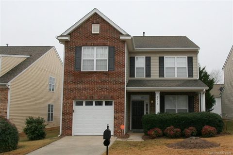 9227 Cranfield Lane 290 sold home in Daventry At Southampton Commons, Charlotte, NC