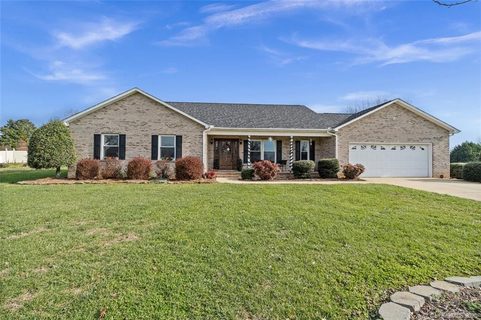 139 Meadow Oaks Drive sold home in Meadow Oaks, Statesville, NC