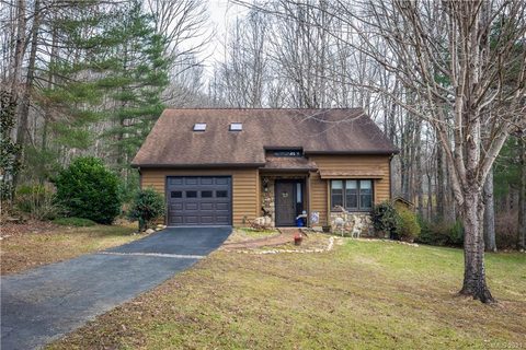 3036 Village Court sold home in Ridgewood, Morganton, NC