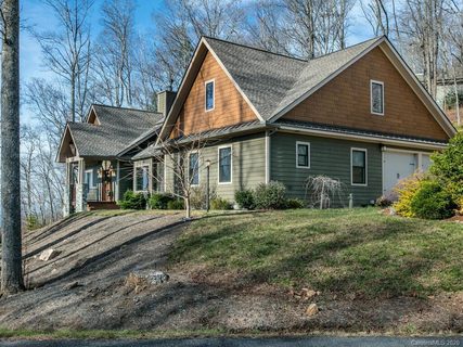 75 Winding Ridge Road sold home in Winding Ridge, Fairview, NC