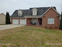 5329 Stonegate Farm Drive sold home in Granite Falls, SC
