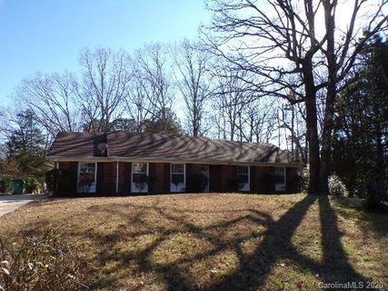 907 Beechgrove Court 81