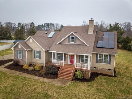 412 Gaston Court sold home in Greenbriar Farms, Statesville, NC