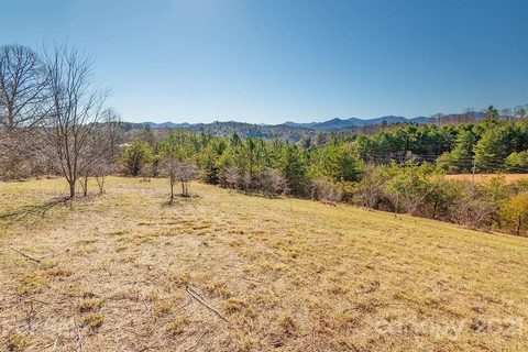 42 Little Oak Road sold lot in Oak Knoll Estates, Leicester, NC
