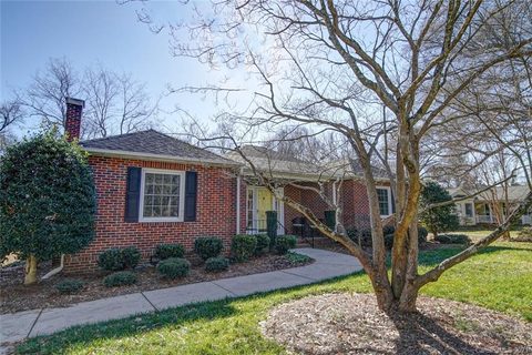 2101 Armstrong Park Drive sold home in Thomas Acres, Gastonia, NC