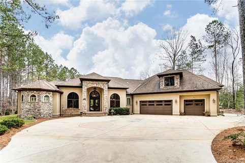 6656 Harbor Oaks Drive