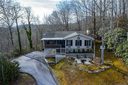 304 Toxaway Trail sold home in Lake Toxaway, SC