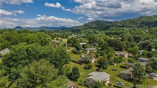 399 James Street sold multi-family property in Green Acres, Clyde, NC