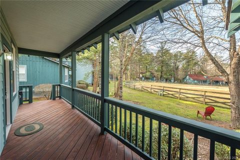 73 Lily Pad Lane sold townhome in Highland Lake Club, Flat Rock, NC