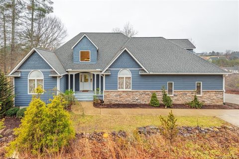121 Jasper Lane sold home in Brookview Estates, Weaverville, NC