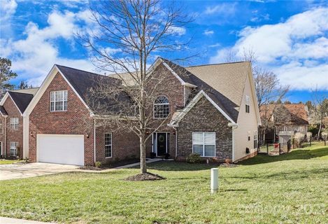 428 Elizabeth Valley Lane sold home in Mill Creek Falls, Lake Wylie, SC