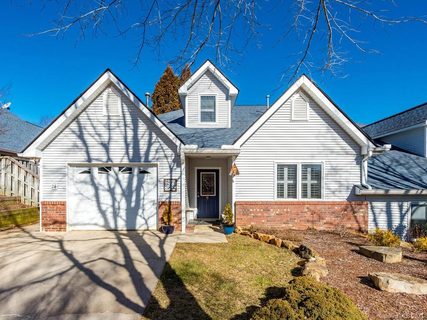 24 Caton Place sold townhome in Mountainbrook Village, Black Mountain, NC