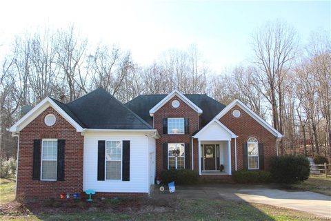 2421 River Chase Drive sold home in River Chase, Monroe, NC