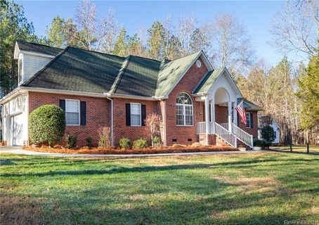 1607 Hunters Place Road sold home in Hunters Place, York, SC