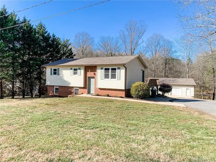 1916 Todd Street sold home in Spring Echo, Newton, NC