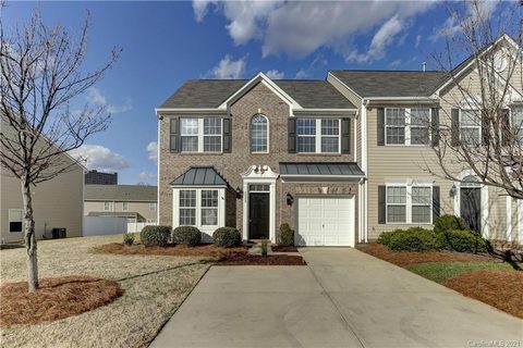 2035 Oxford Heights