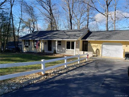 6 Dewberry Drive